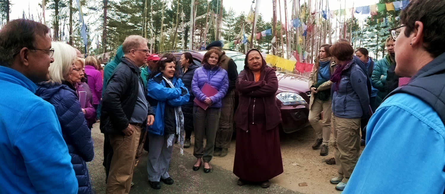 Jetsün Khandro Rinpoche and students during a return visit to Pelela pass.
