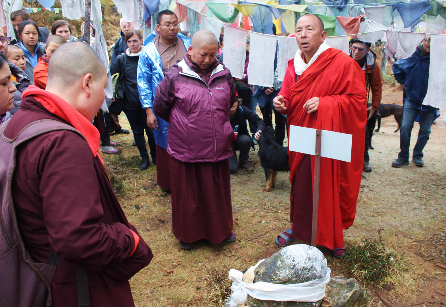 Jetsün Khandro Rinpoche and the abbot at Drak Karpo.